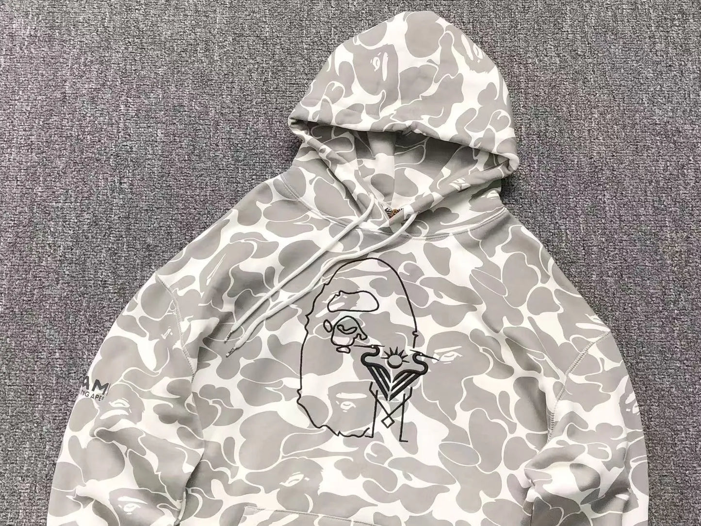 bape-x-inter-miami-cf-camo-hoodie-white-3-Drip Store Argentina