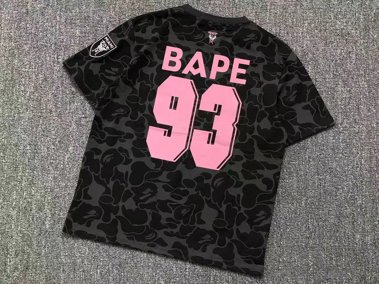 bape-x-inter-miami-cf-camo-tee-black-2-Drip Store Argentina
