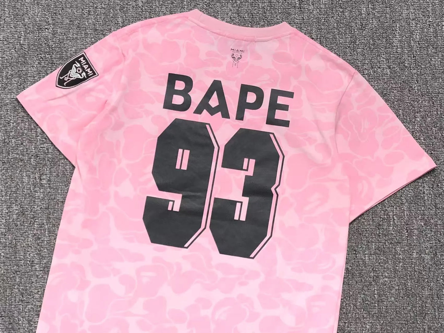 bape-x-inter-miami-cf-camo-tee-pink-4-Drip Store Argentina