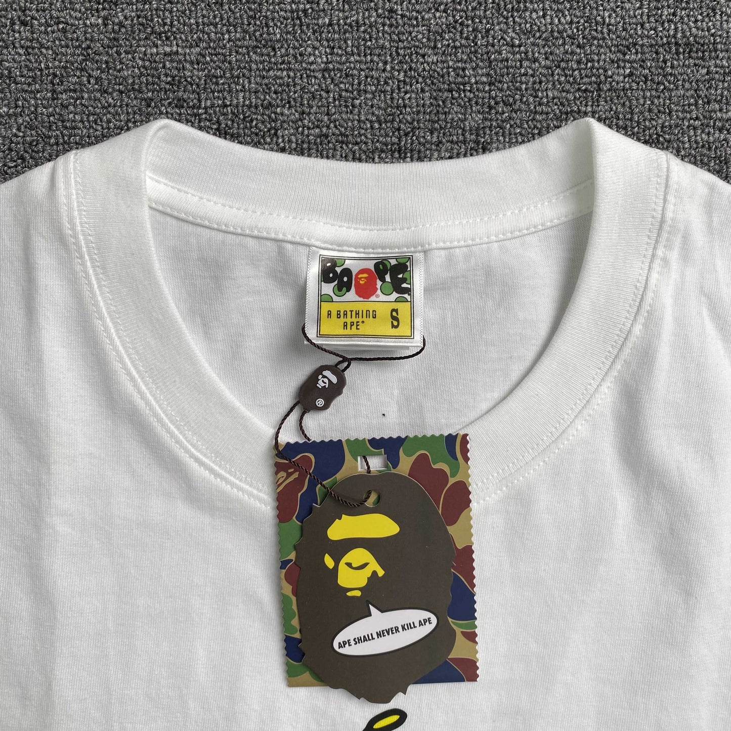 Remera Bape x Sesame Street Blanca