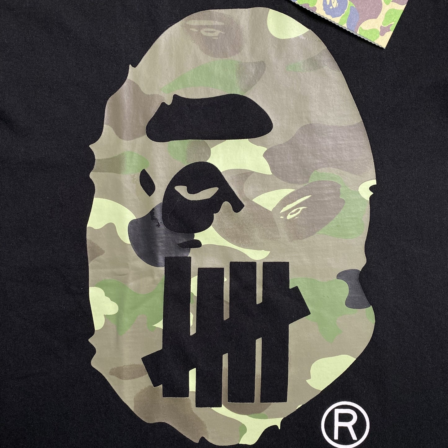 bape-x-undefeated-tee-black-3-Drip Store Argentina