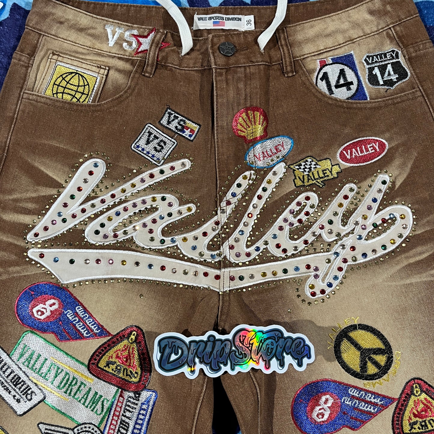 Bermuda Vale Forever Skittles Patch 1980s Marrón