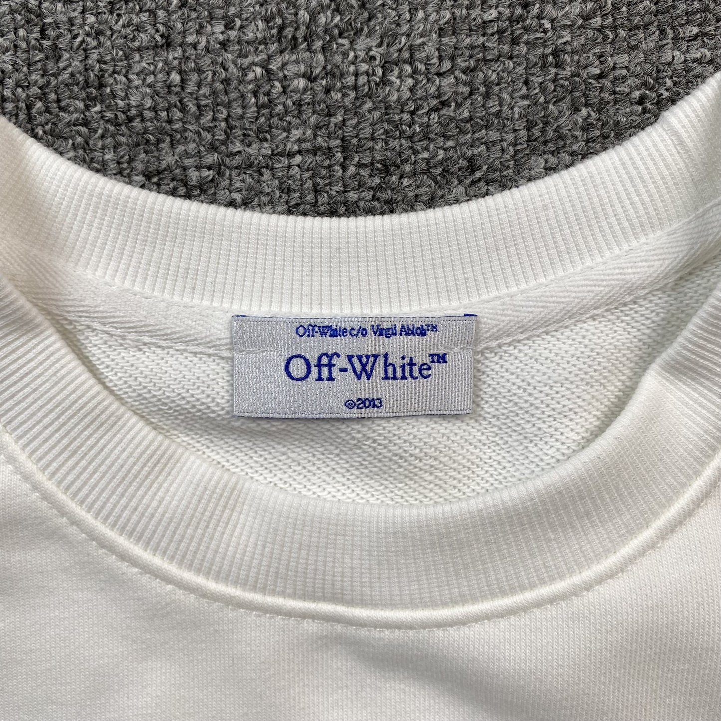 OFF WHITE DIAG HELVETICA CREWNECK WHITE