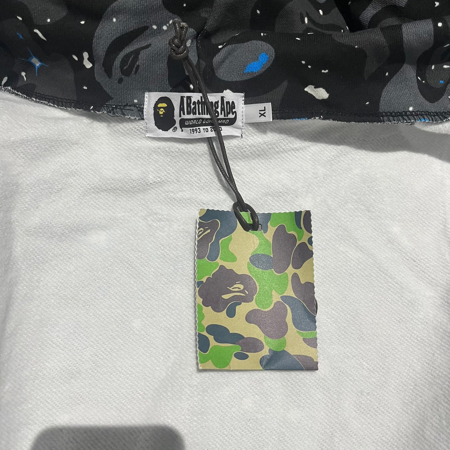 Campera Bape Space Camo Shark Full Zip Negro