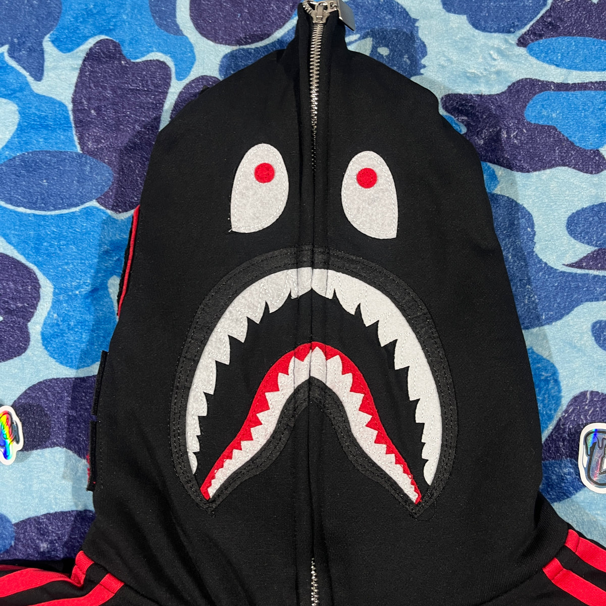 Campera Bape x Adidas Shark Negra
