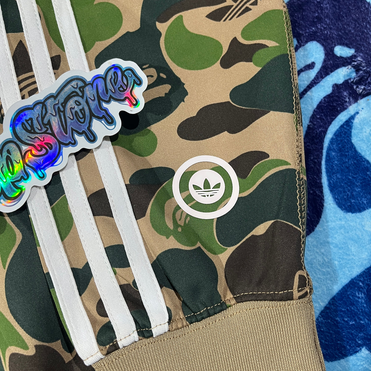 Campera Bape x Adidas Shark Camo Verde