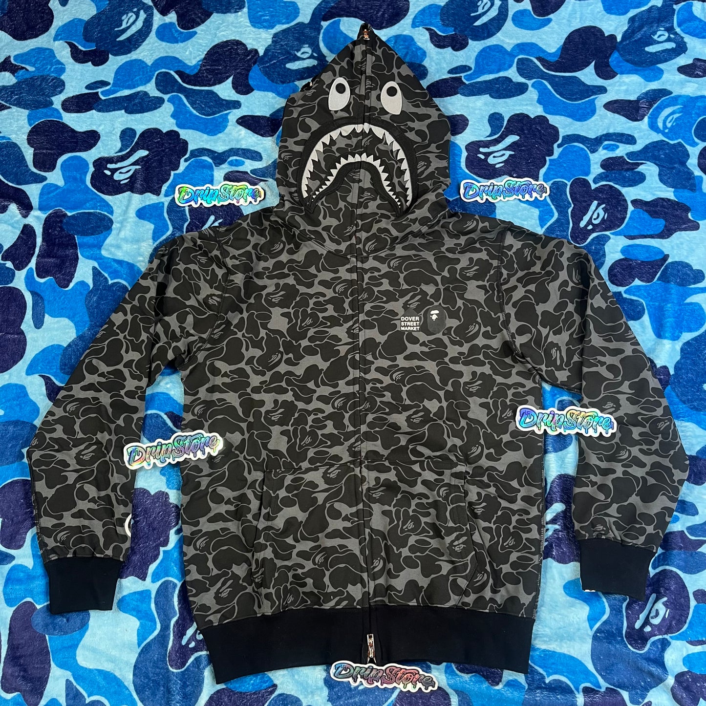Campera Bape X Dsm Special Camo Shark Full Zip Negra