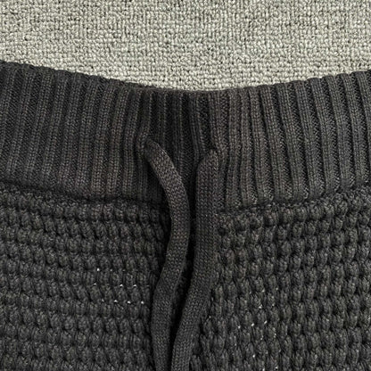 Conjunto Casablanca Crochet Negro Logo