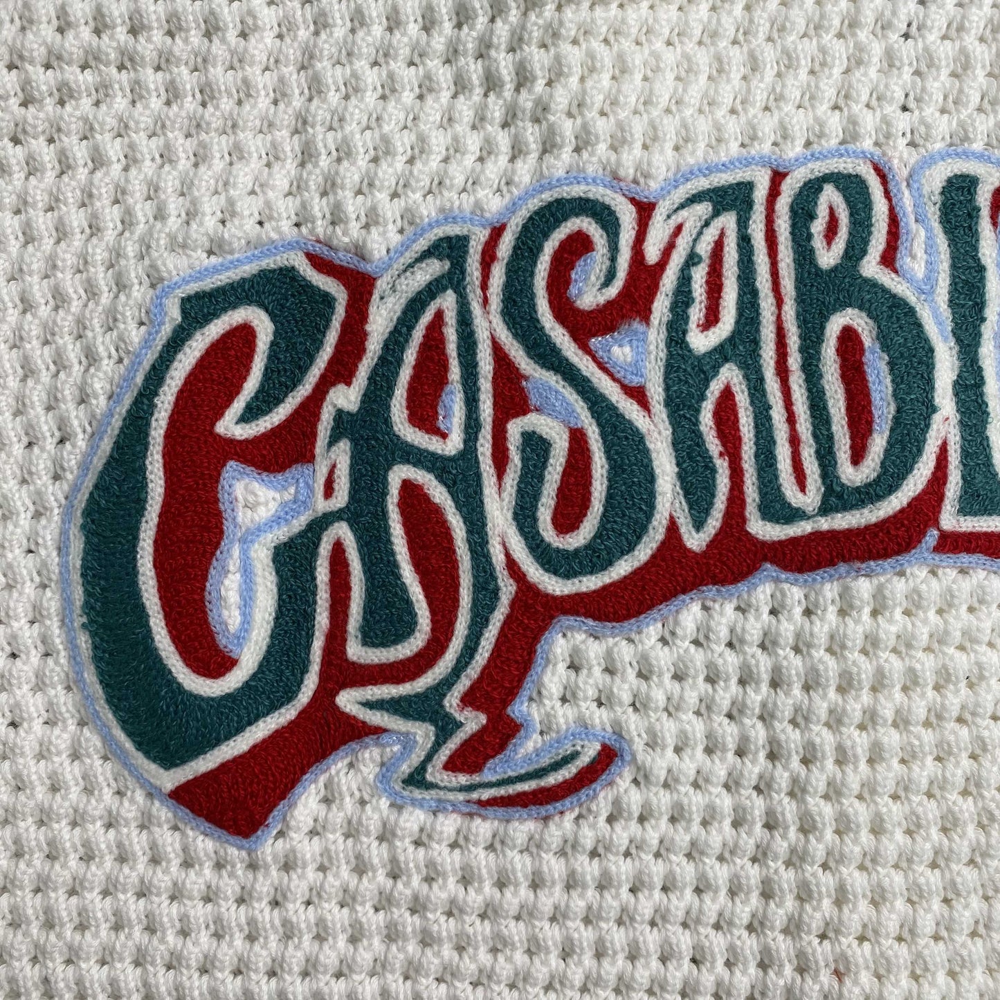 Conjunto Casablanca Crochet Blanco Logo