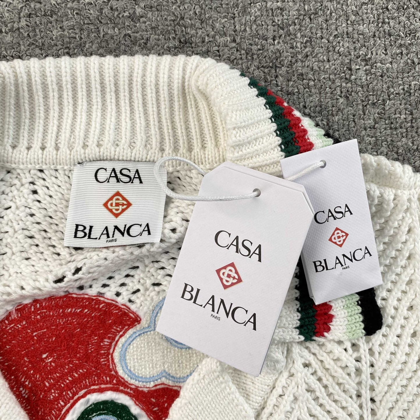 Conjunto Casablanca Crochet Blanco Logo