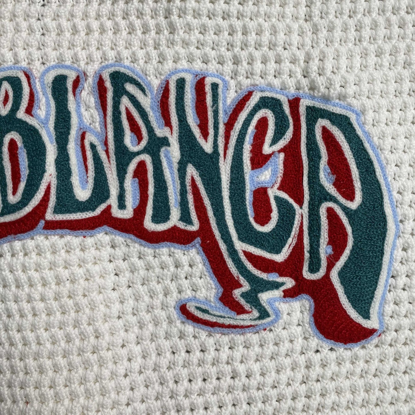 Conjunto Casablanca Crochet Blanco Logo