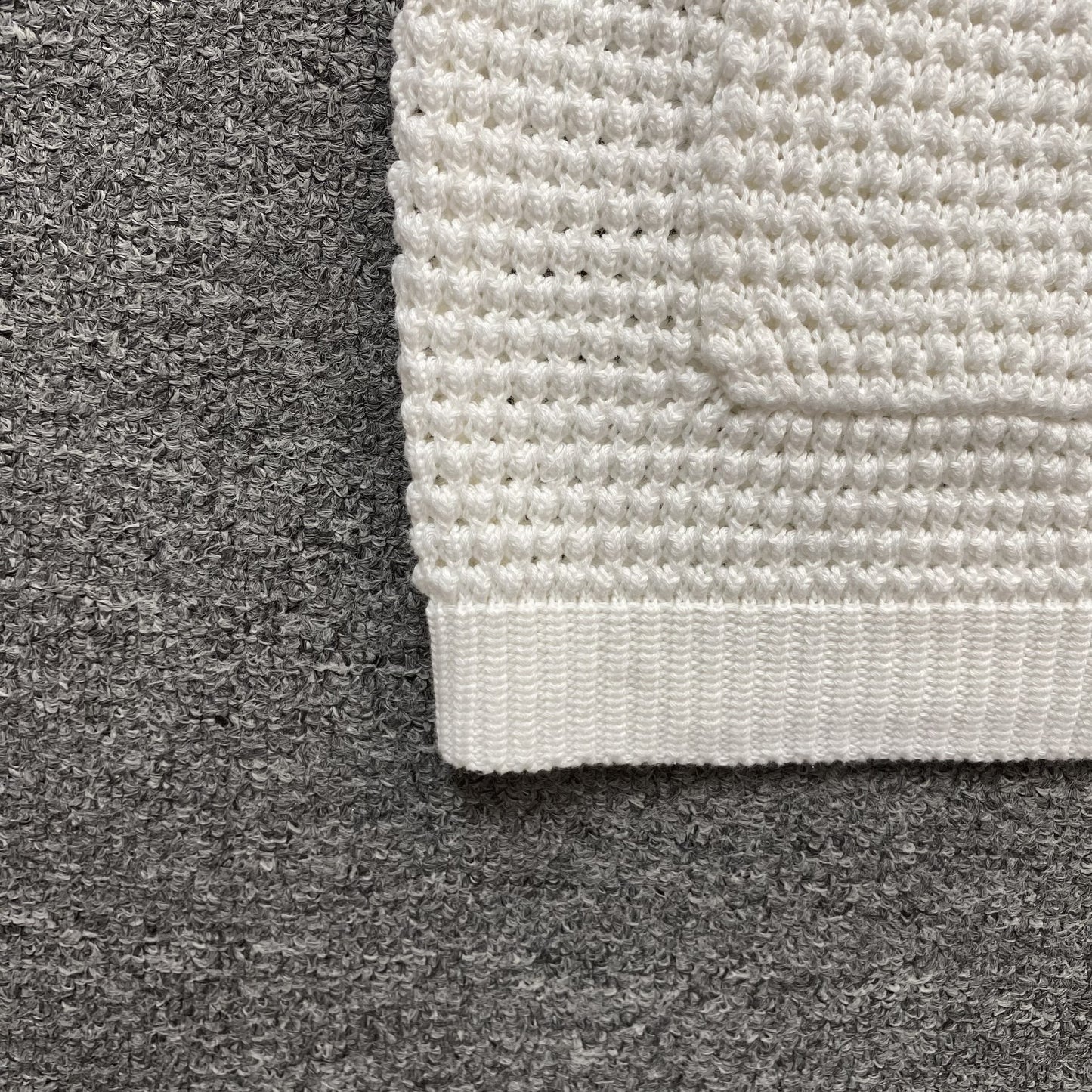 Conjunto Casablanca Crochet Blanco Gris