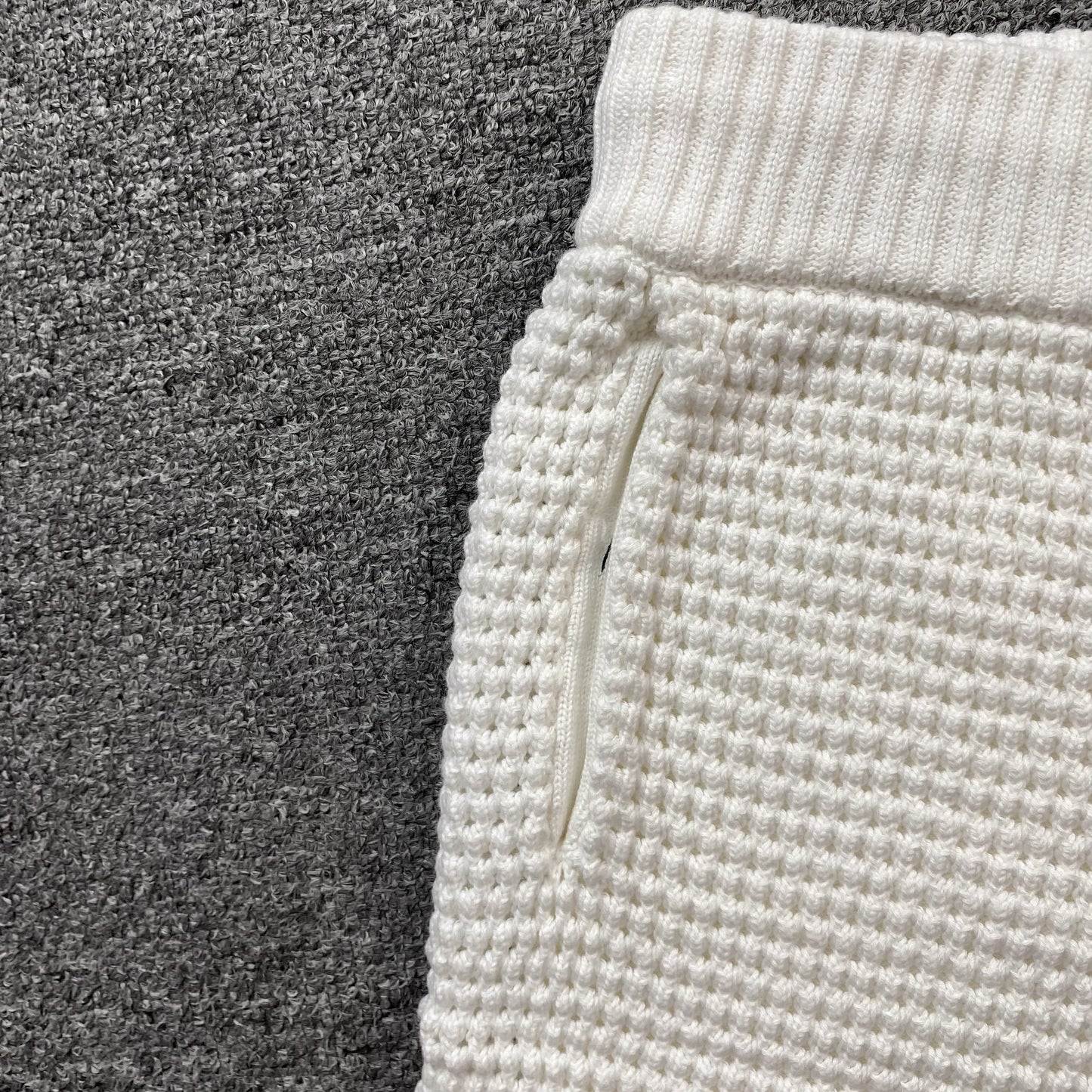 Conjunto Casablanca Crochet Blanco Gris