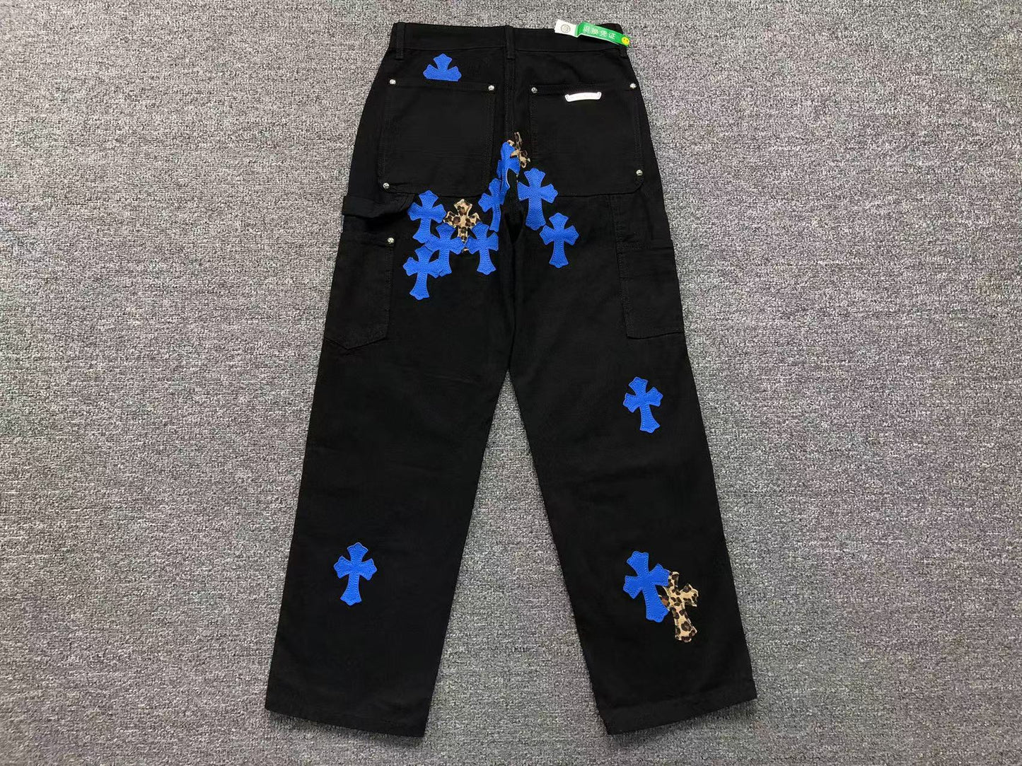 chrome-hearts-cross-patch-carpenter-pants-black-2_8b78a163-Drip Store Argentina