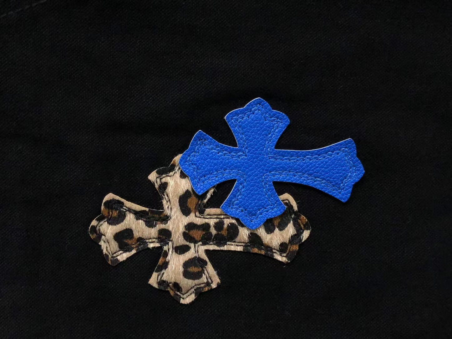 chrome-hearts-cross-patch-carpenter-pants-black-5_9265c9ab-Drip Store Argentina