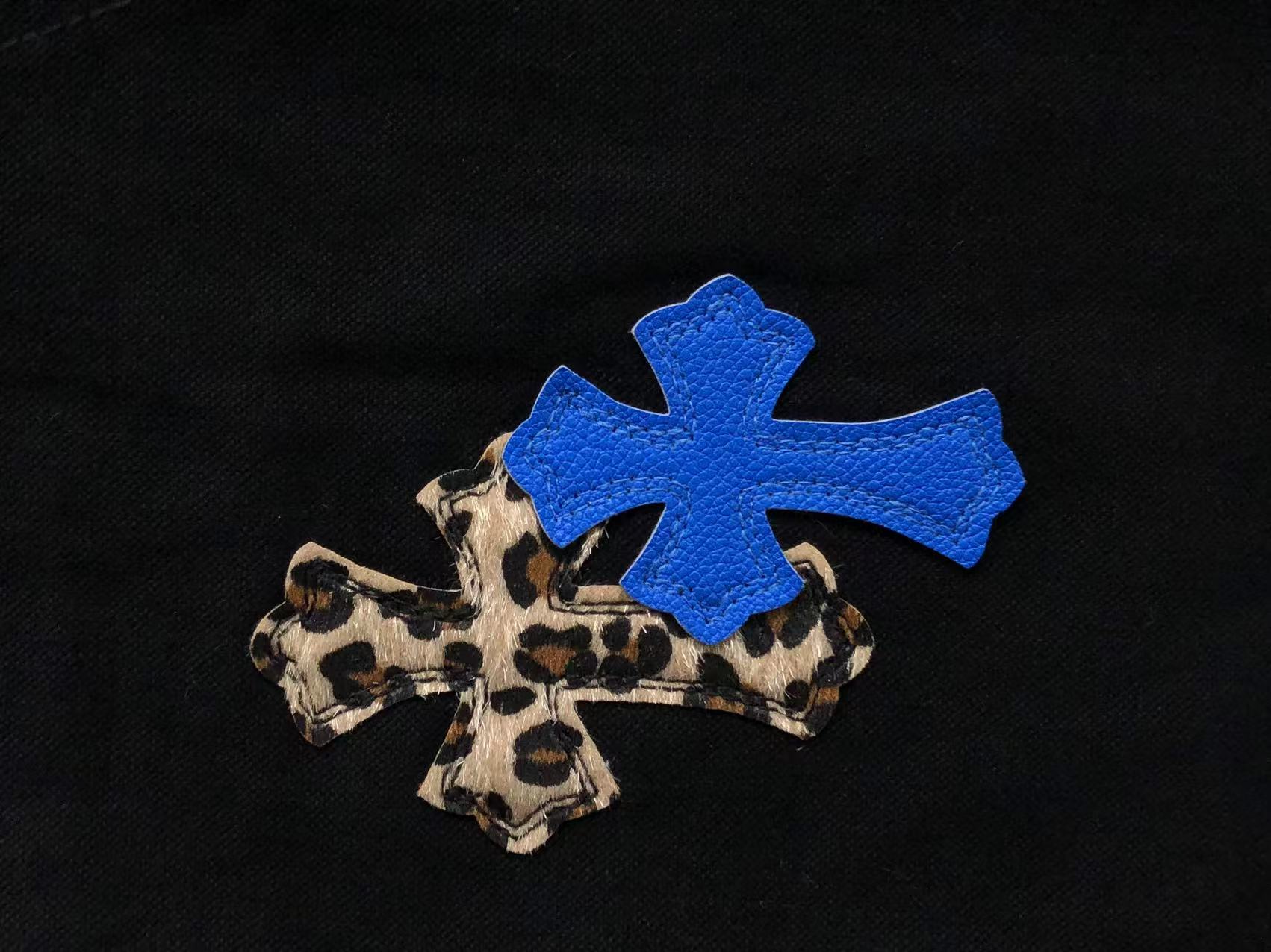 chrome-hearts-cross-patch-carpenter-pants-black-5_9265c9ab-Drip Store Argentina