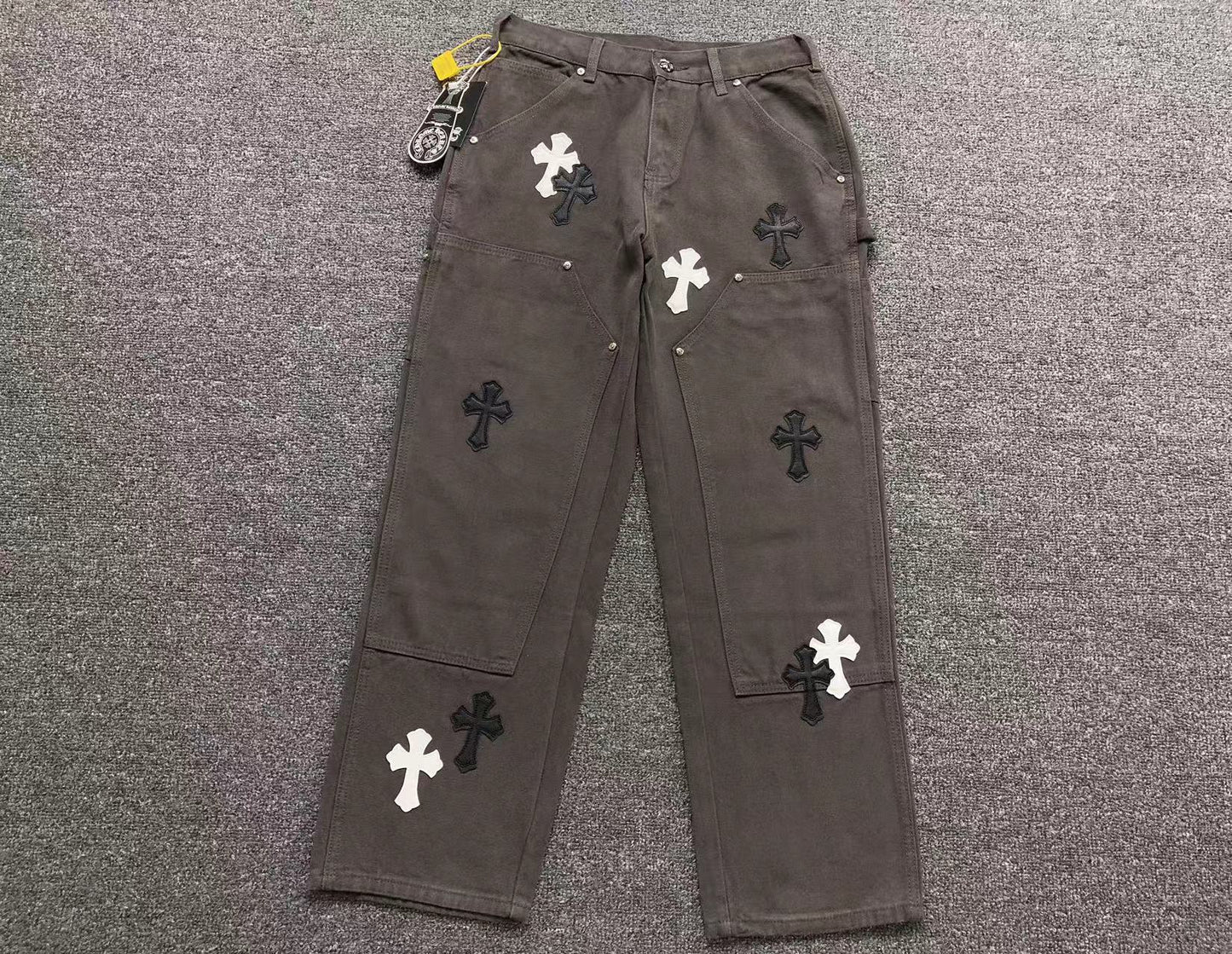 chrome-hearts-cross-patch-carpenter-pants-grey-2-Drip Store Argentina
