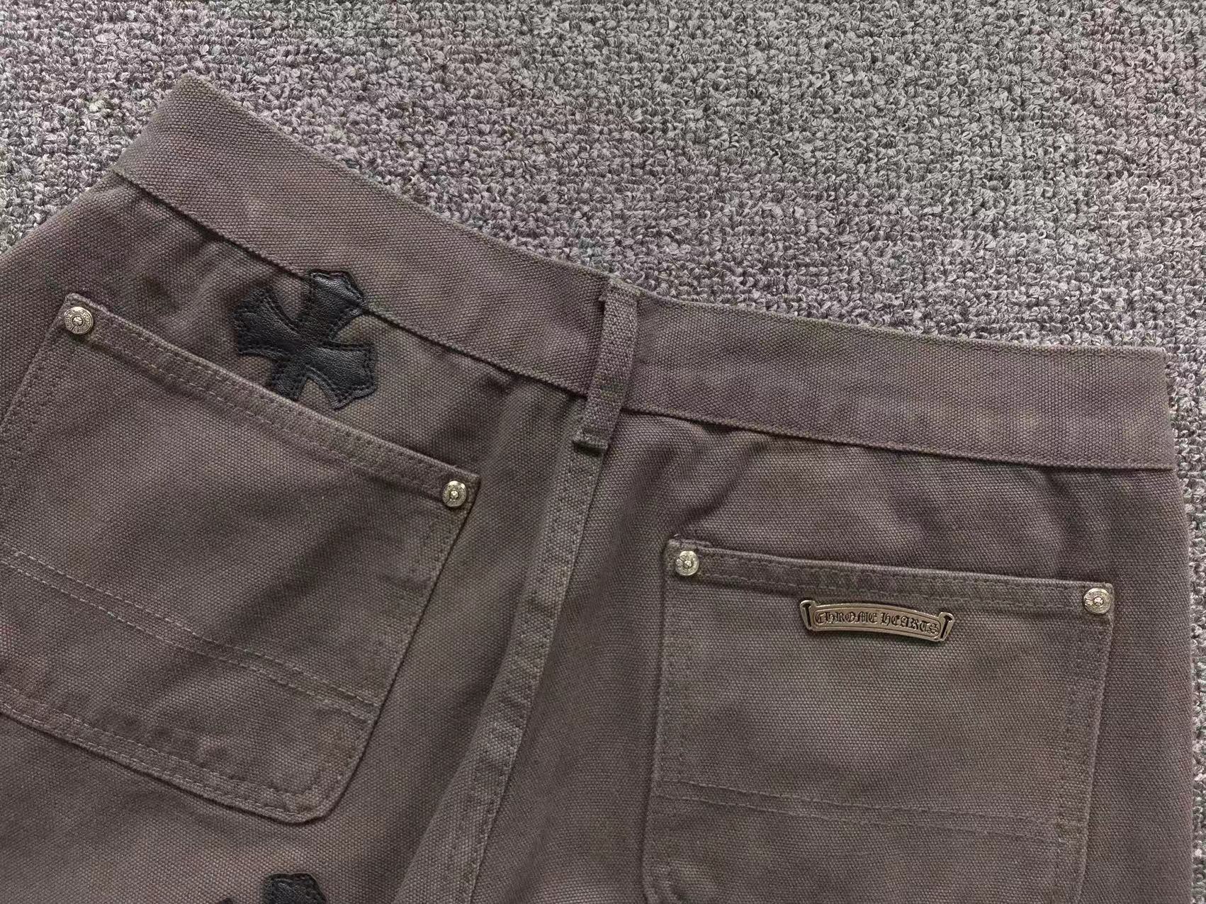 chrome-hearts-cross-patch-carpenter-pants-grey-4-Drip Store Argentina