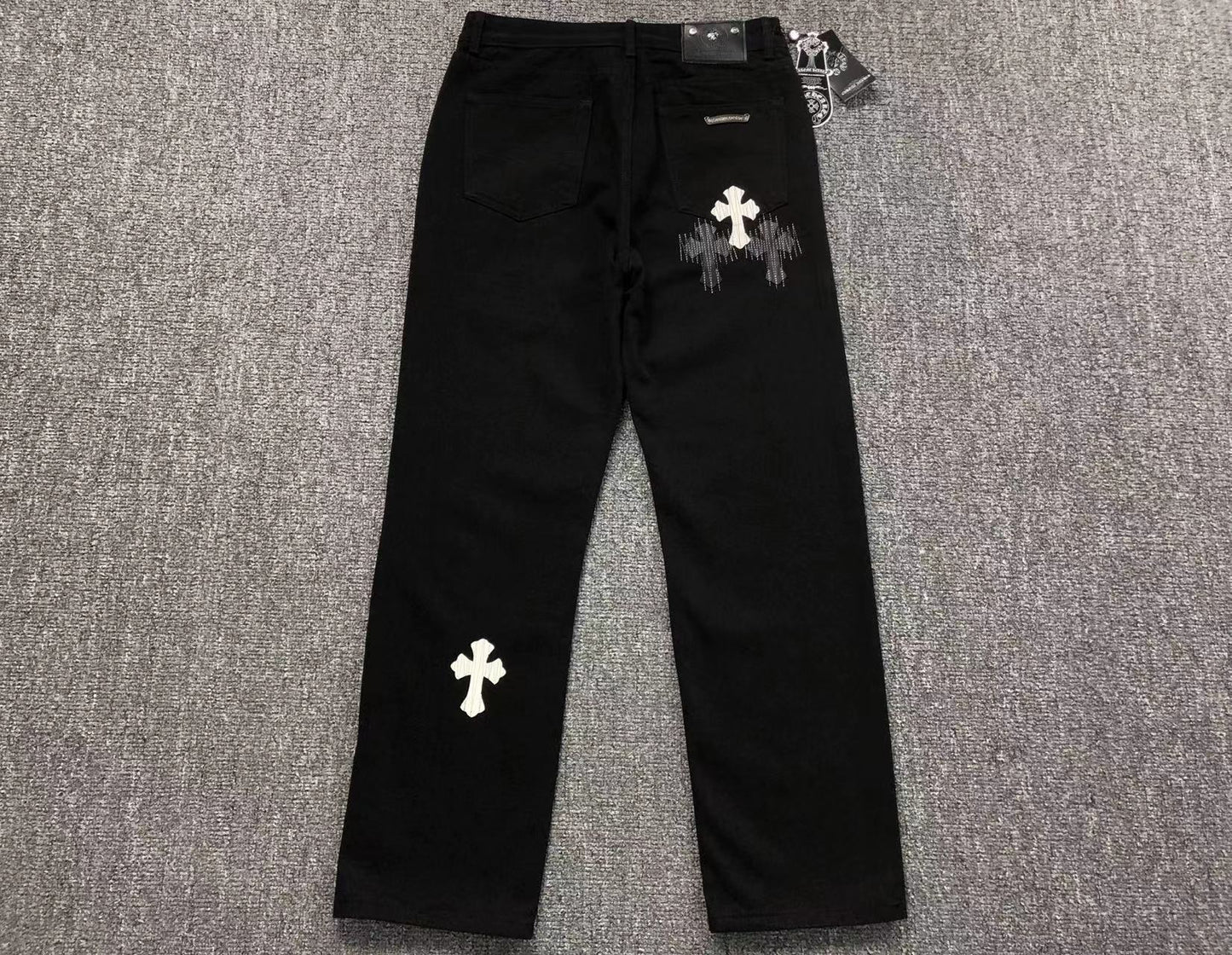 chrome-hearts-cross-patch-jeans-black-2_75f764d3-Drip Store Argentina