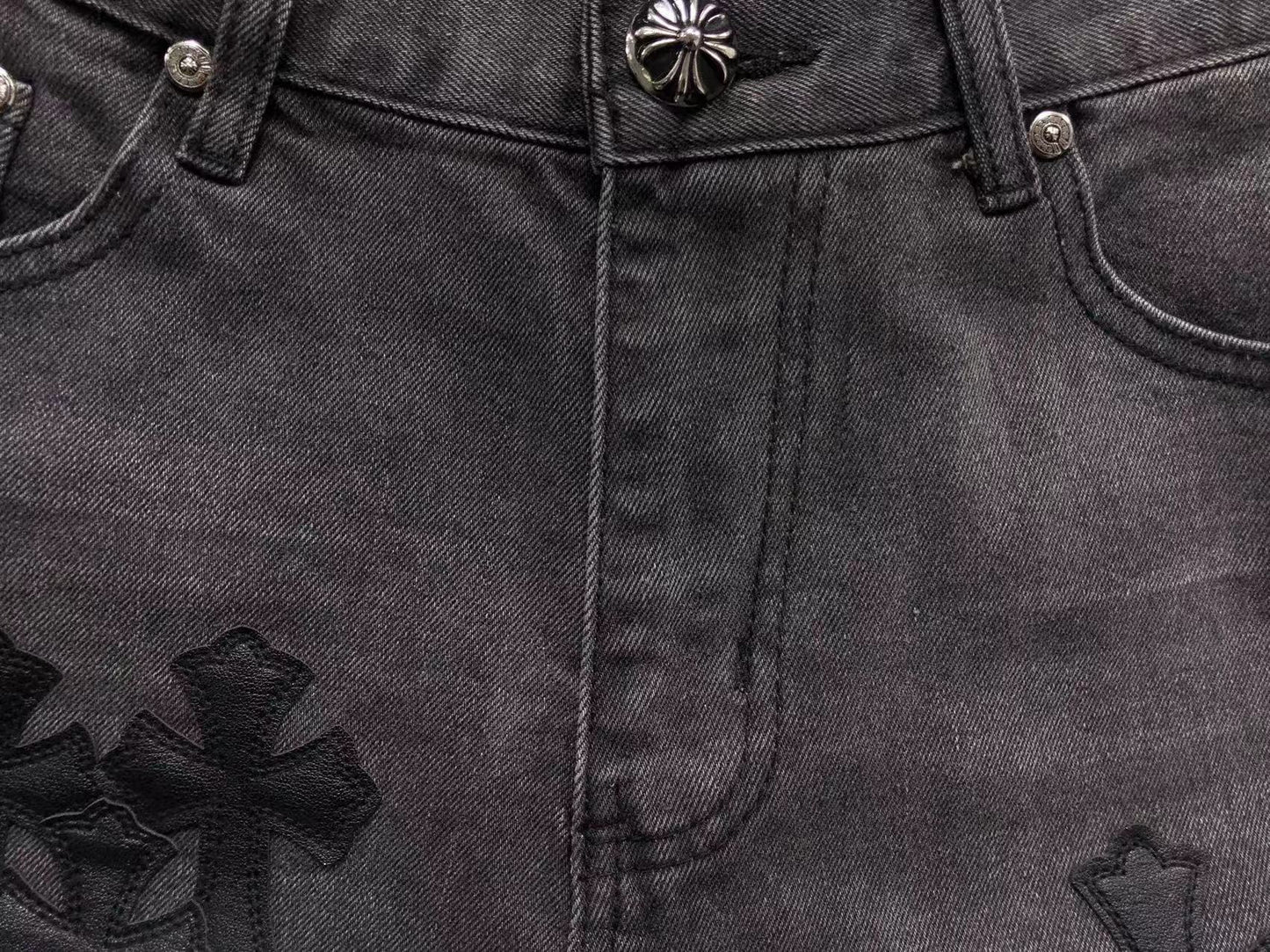 chrome-hearts-cross-patch-jeans-black-3_c68b7c41-Drip Store Argentina