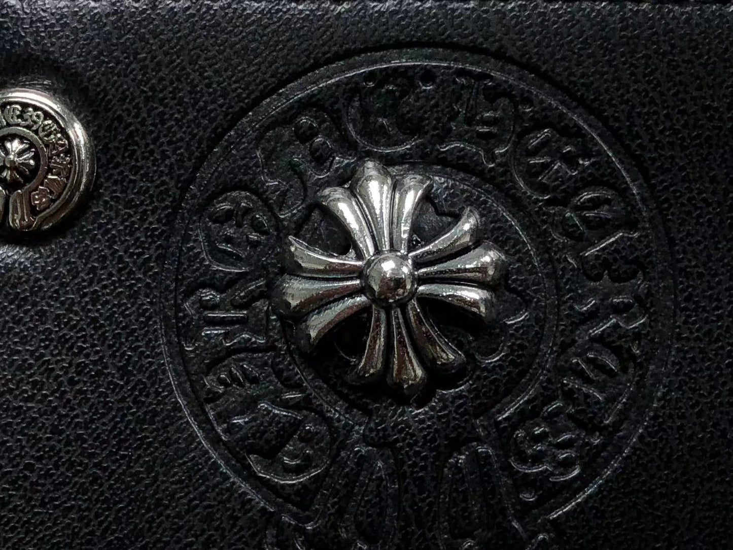 chrome-hearts-cross-patch-jeans-black-5_111c6af0-Drip Store Argentina