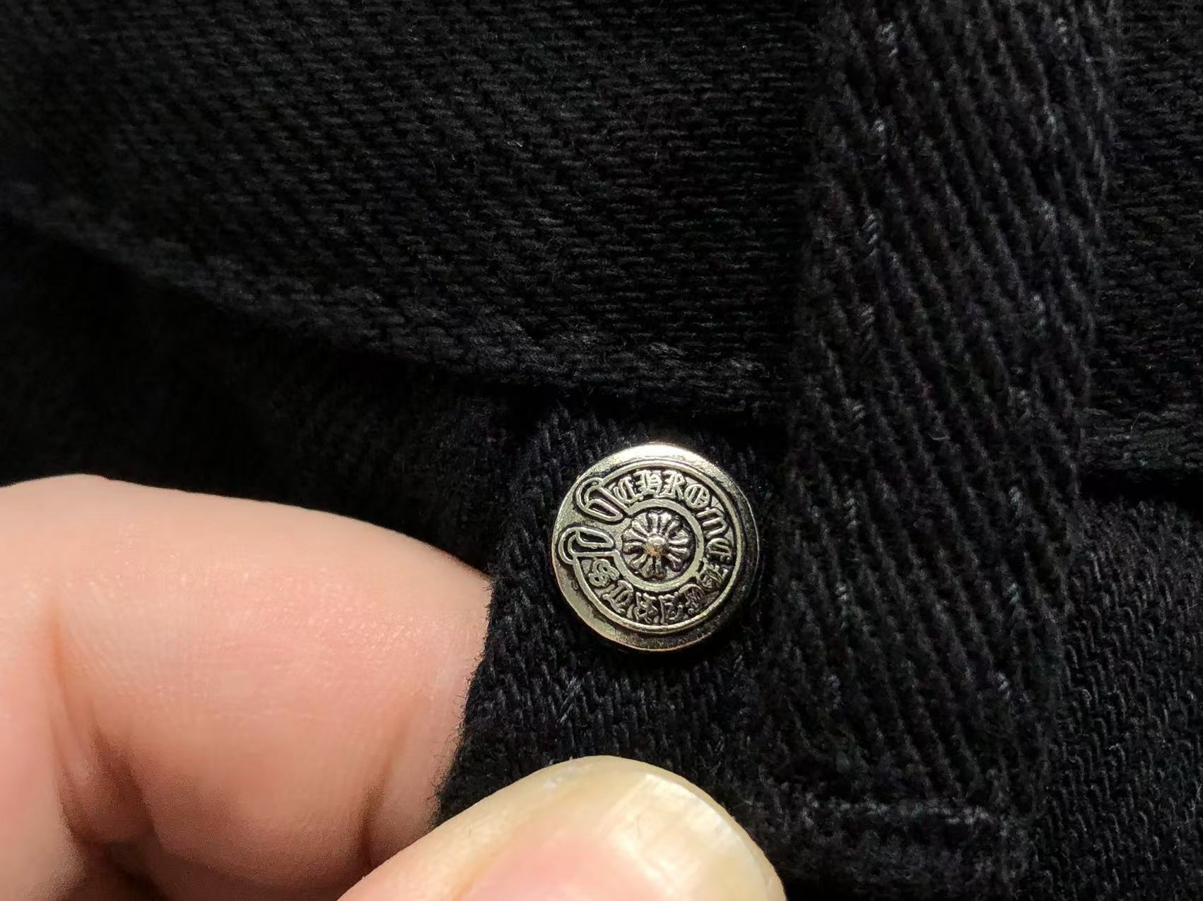 chrome-hearts-cross-patch-jeans-black-5_c2620624-Drip Store Argentina