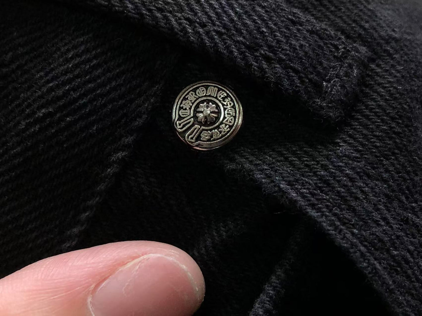 chrome-hearts-cross-patch-jeans-black-6_a145dfd9-Drip Store Argentina