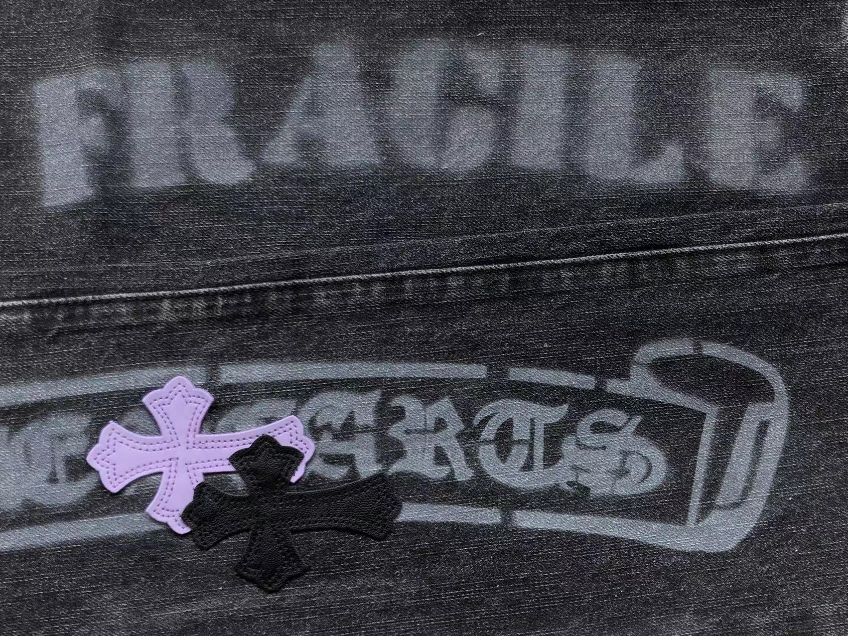 chrome-hearts-cross-patch-jeans-black-7_4129b0aa-Drip Store Argentina