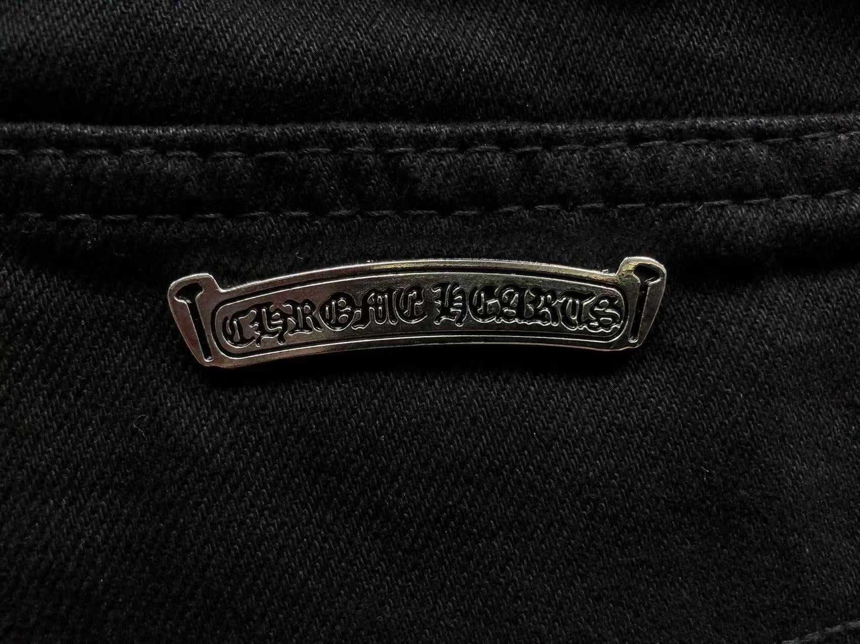 chrome-hearts-cross-patch-jeans-black-7_6f5934df-Drip Store Argentina