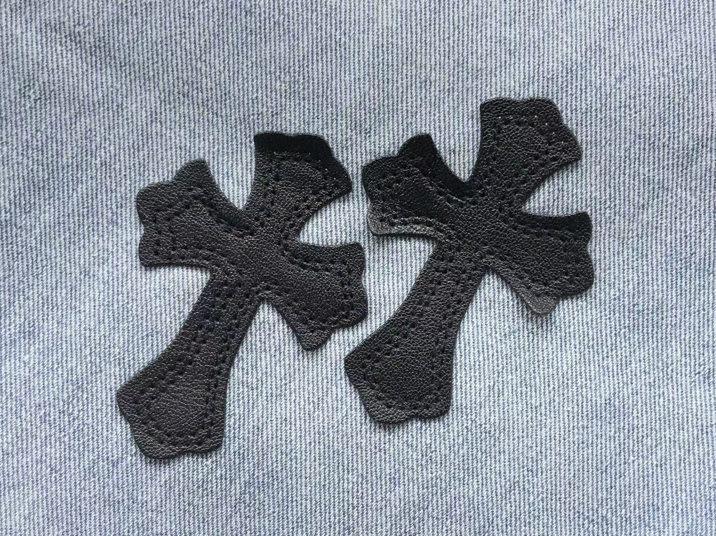 chrome-hearts-cross-patch-jeans-blue-3_993e1539-Drip Store Argentina