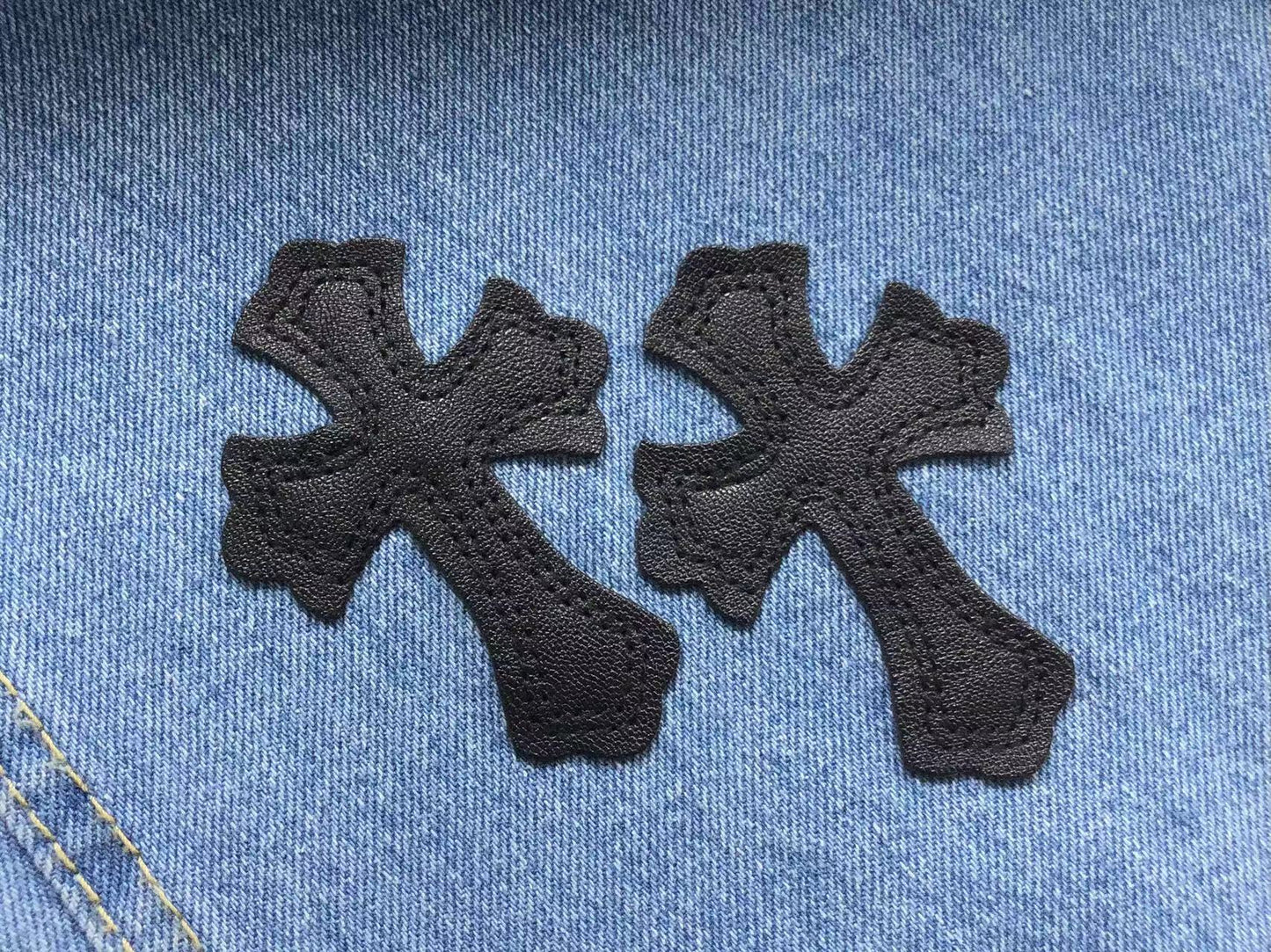 chrome-hearts-cross-patch-jeans-blue-4_670e392c-Drip Store Argentina