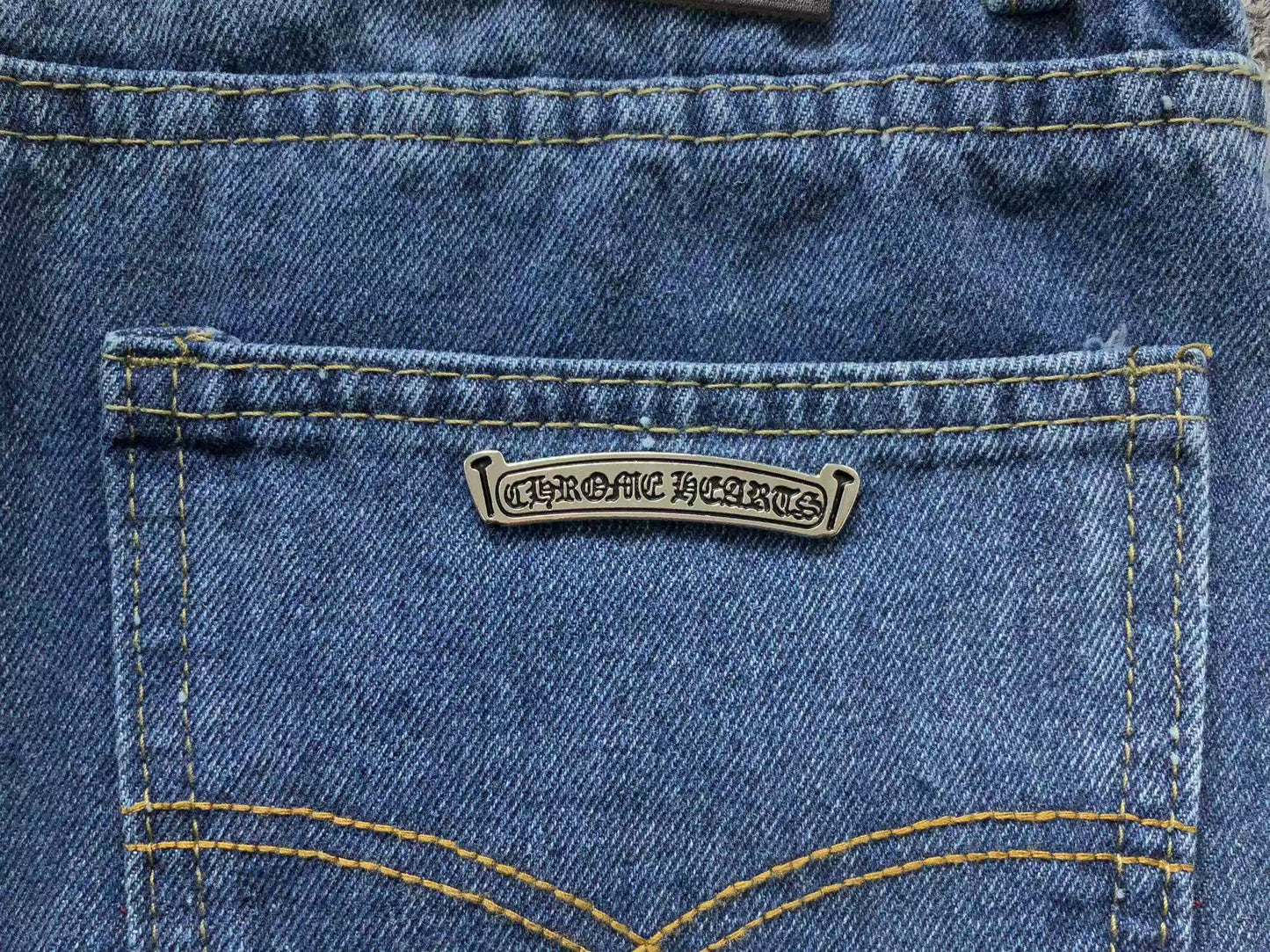 chrome-hearts-cross-patch-jeans-blue-5_71b8f6d0-Drip Store Argentina