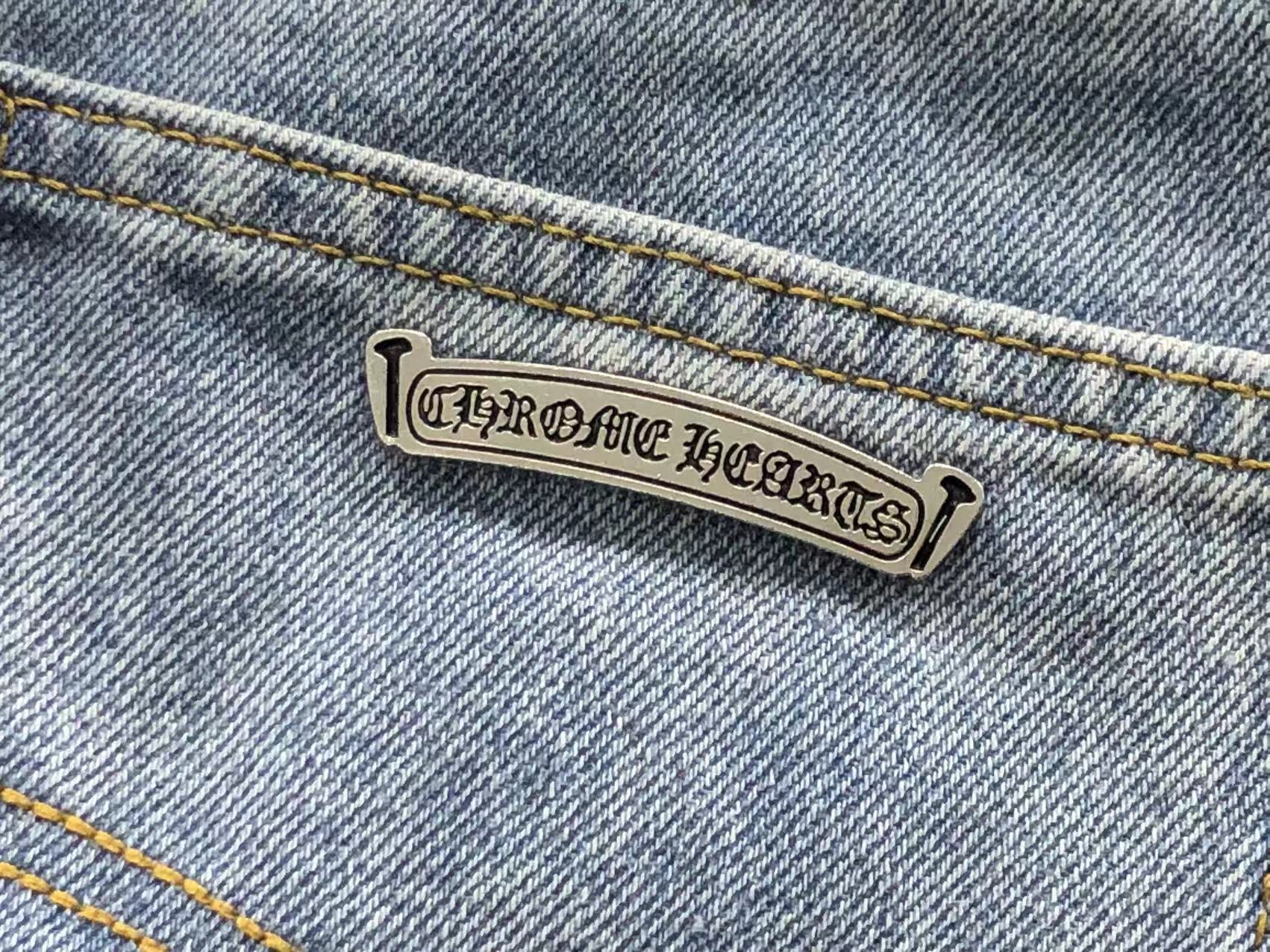 chrome-hearts-cross-patch-jeans-blue-6_bb4522e9-Drip Store Argentina