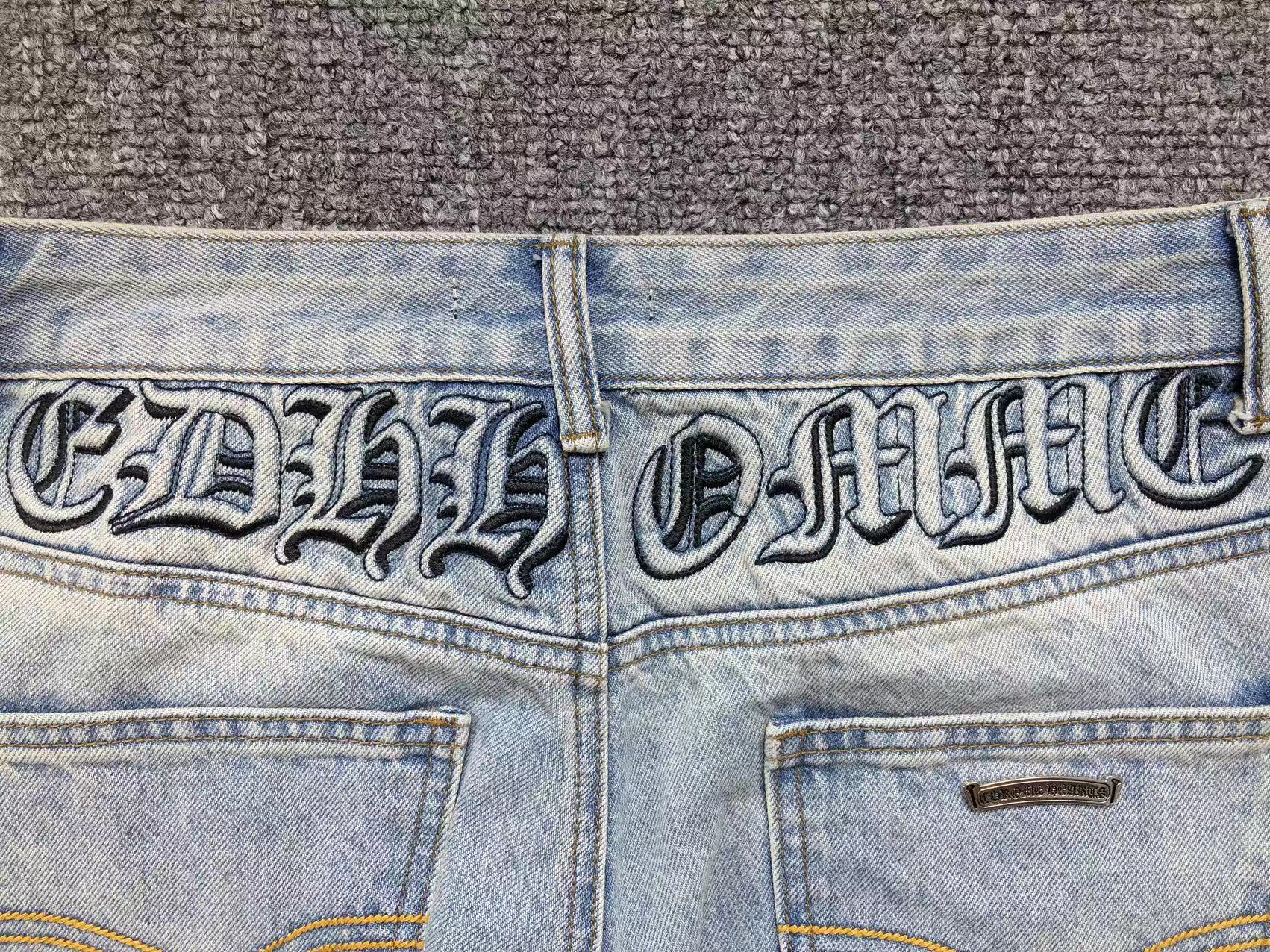 chrome-hearts-cross-patch-jeans-blue-washed-3_34502ad4-Drip Store Argentina