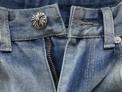 chrome-hearts-cross-patch-jeans-blue-washed-5_bd797593-Drip Store Argentina