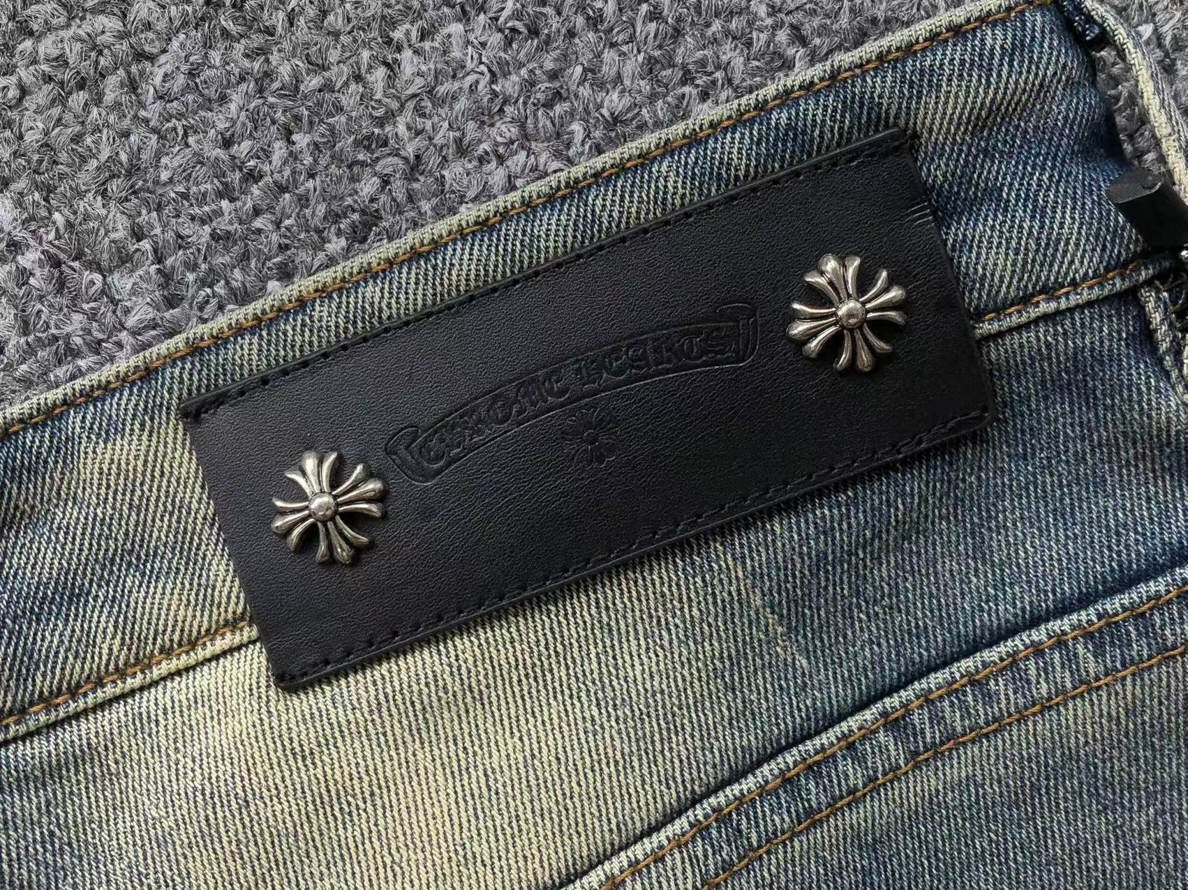 chrome-hearts-cross-patch-jeans-blue-washed-6_ff07ec25-Drip Store Argentina