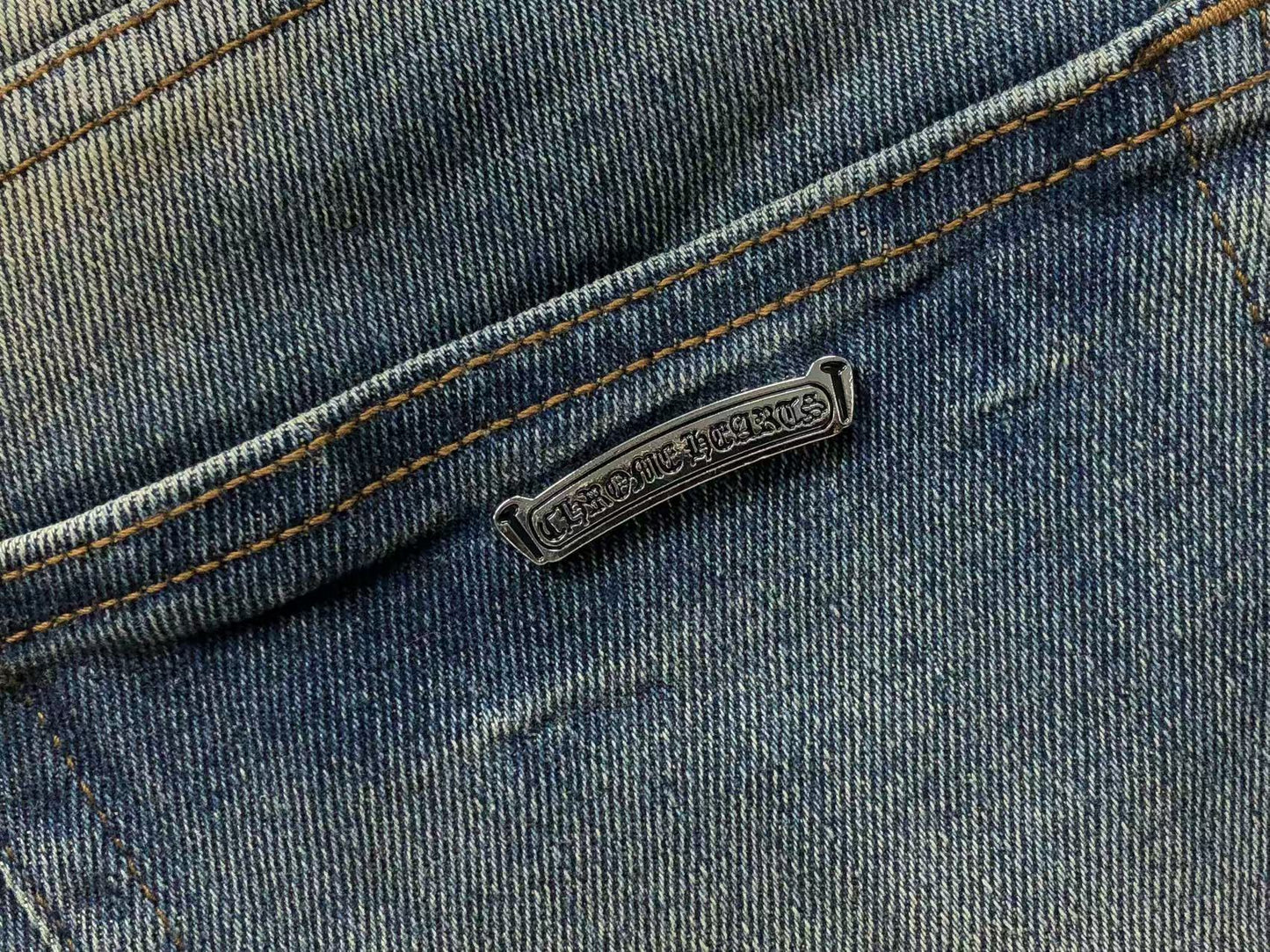 chrome-hearts-cross-patch-jeans-blue-washed-7_497b9778-Drip Store Argentina