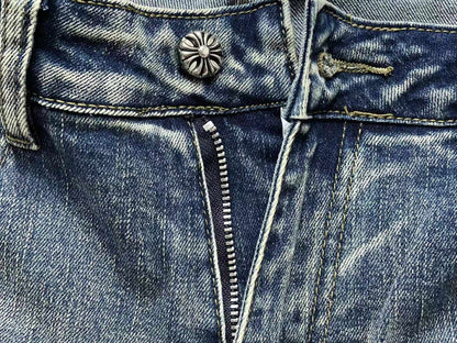 chrome-hearts-cross-patch-jeans-blue-washed-9_5a953980-Drip Store Argentina