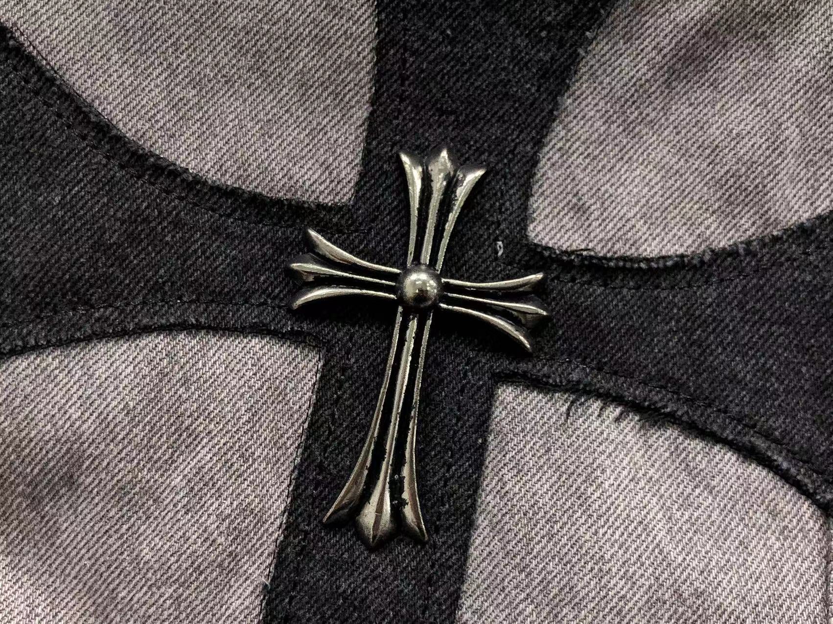 chrome-hearts-cross-patch-jeans-grey-4_5ff72e1d-Drip Store Argentina
