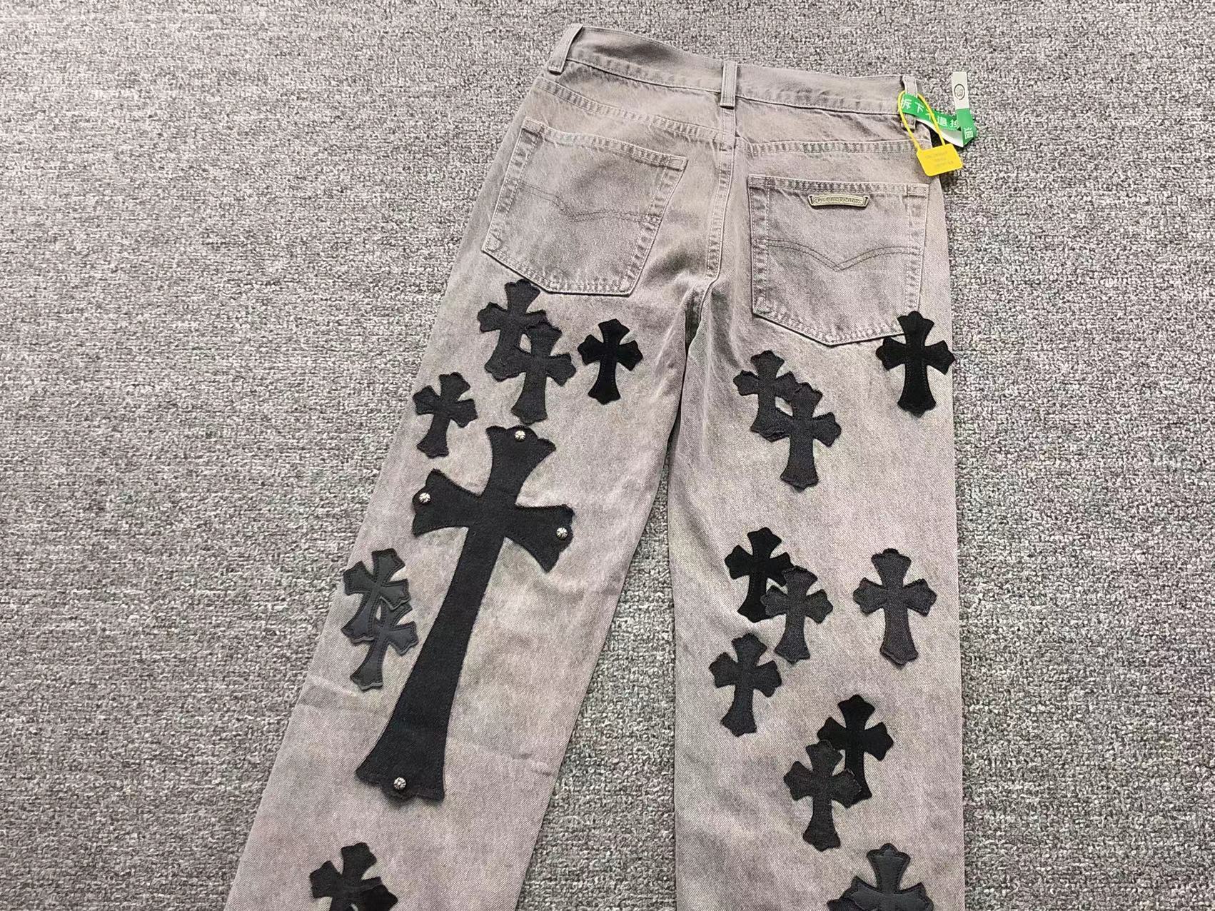 chrome-hearts-cross-patch-jeans-grey-5_3c125565-Drip Store Argentina