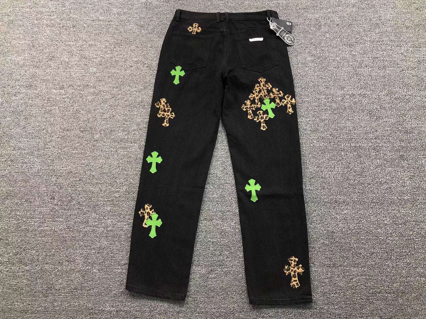 chrome-hearts-leopard-cross-patch-jeans-black-2-Drip Store Argentina