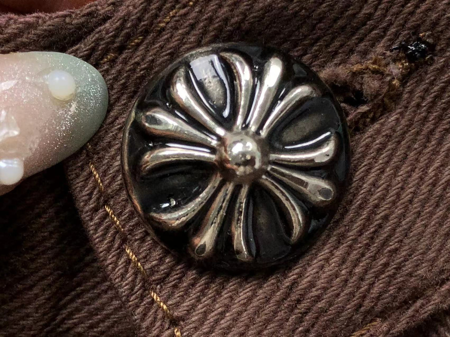 chrome-hearts-zebra-cross-patch-jeans-brown-10-Drip Store Argentina