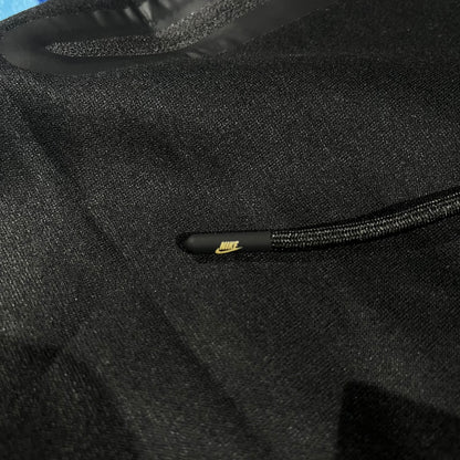 Conjunto Nike Nocta Tech M