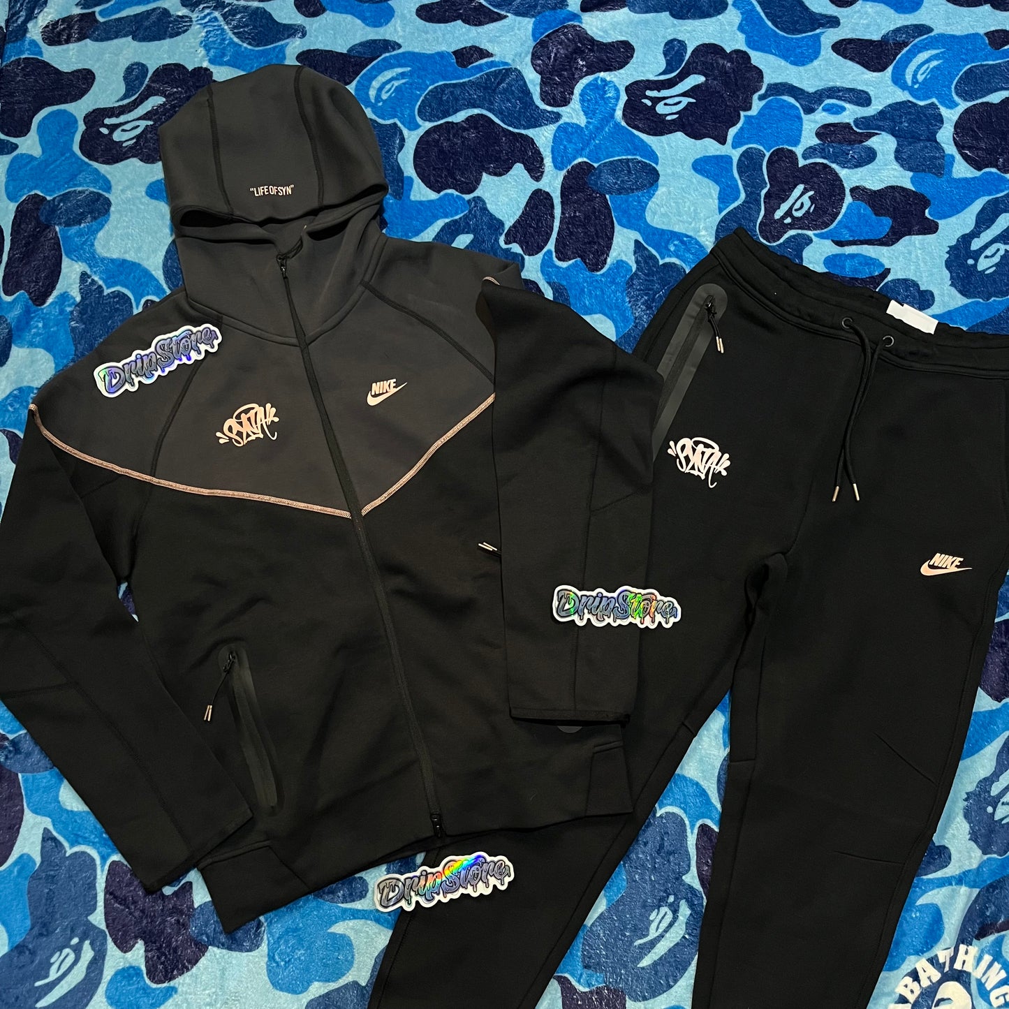 Conjunto Nike X Syna World Tech L