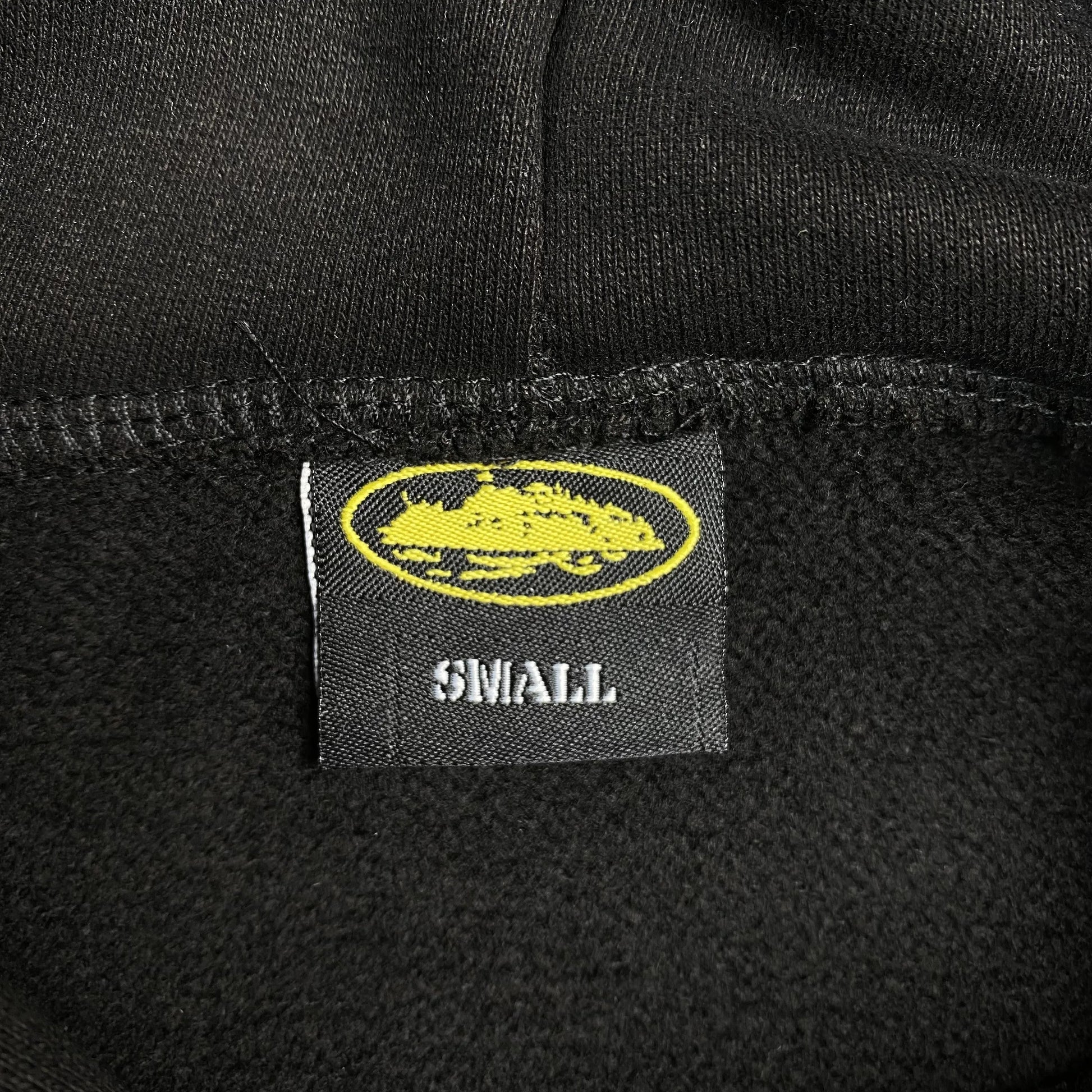 corteiz-alcatraz-4-starz-hoodie-black-4-Drip Store Argentina