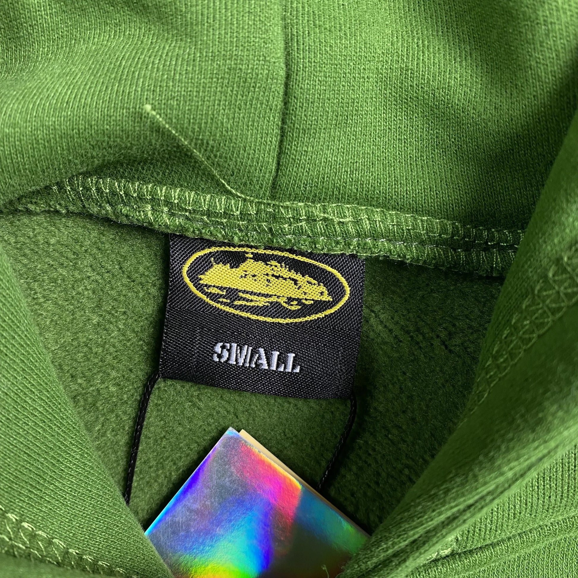 corteiz-alcatraz-5-starz-hoodie-green-5-Drip Store Argentina