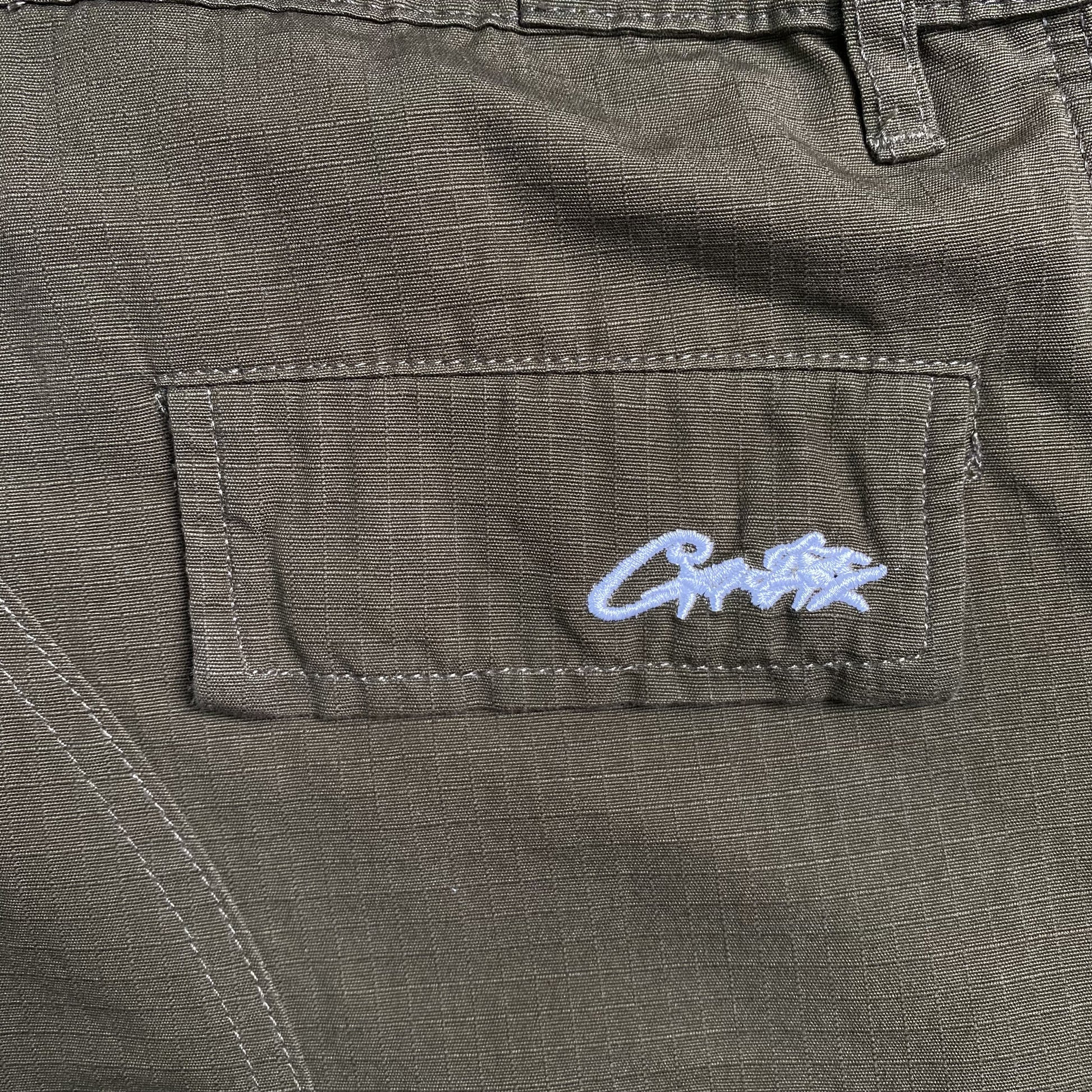 corteiz-alcatraz-cargo-shorts-brown-6-Drip Store Argentina
