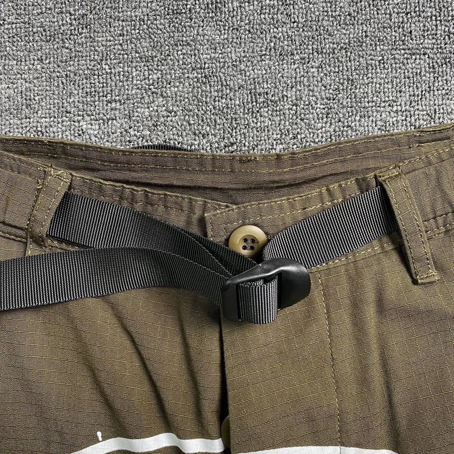 corteiz-alcatraz-cargo-shorts-brown-8-Drip Store Argentina