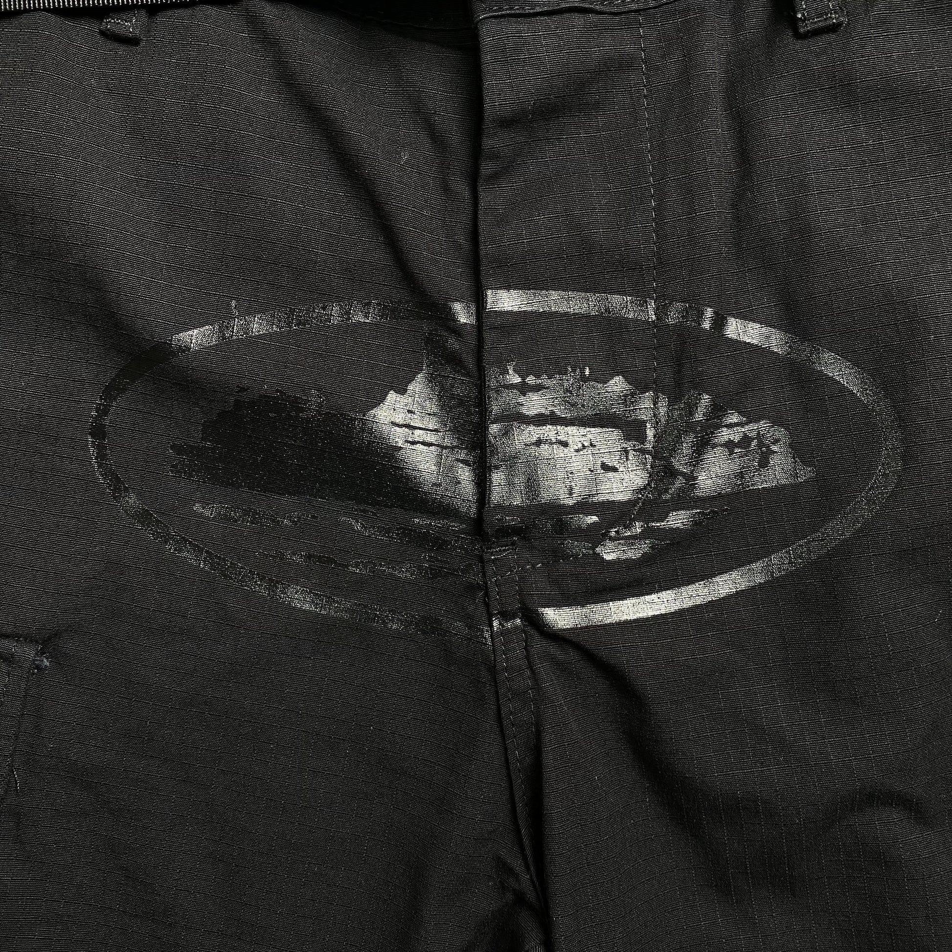 corteiz-alcatraz-cargo-shorts-triple-black-3-Drip Store Argentina