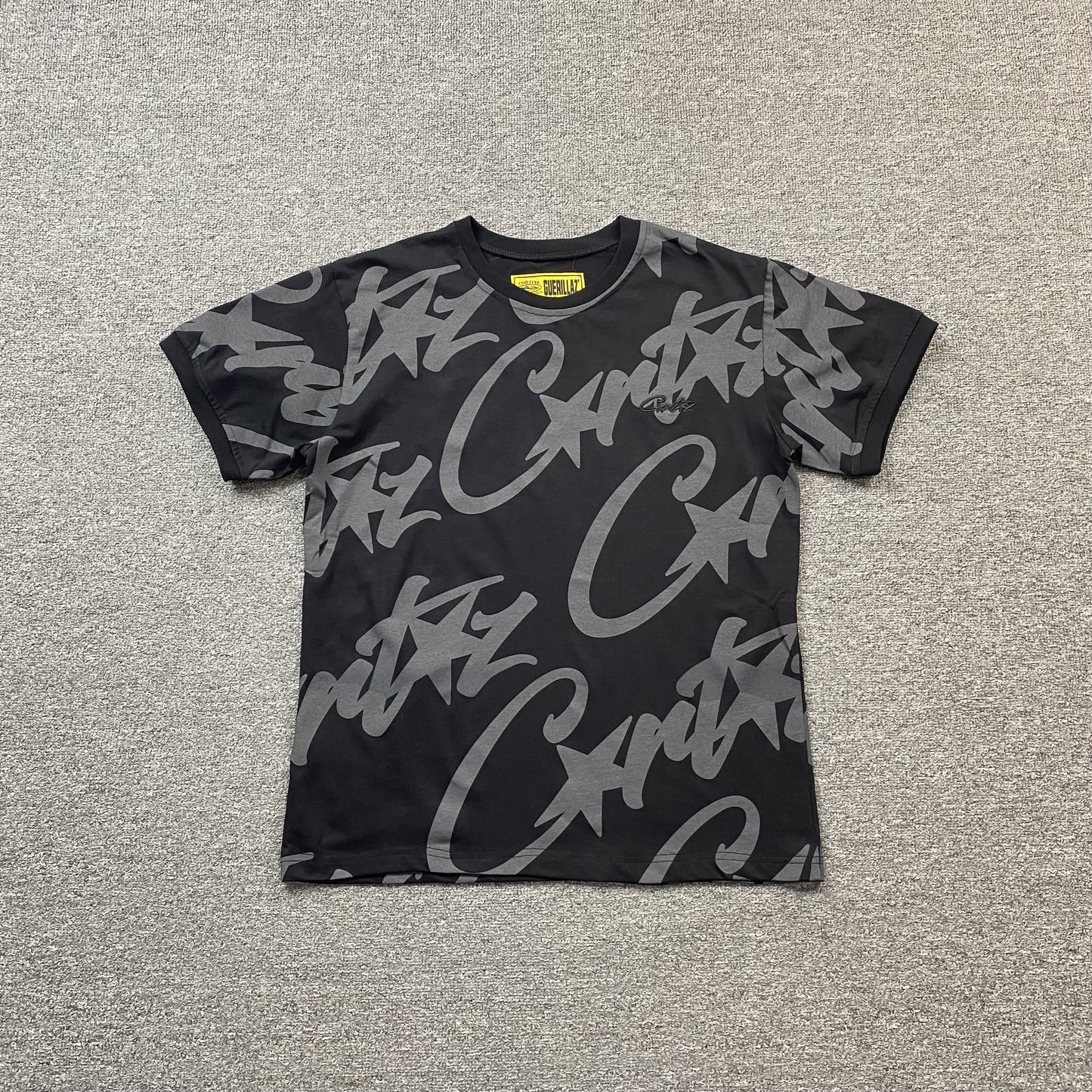 Remera Corteiz Allstarz Allover Negra